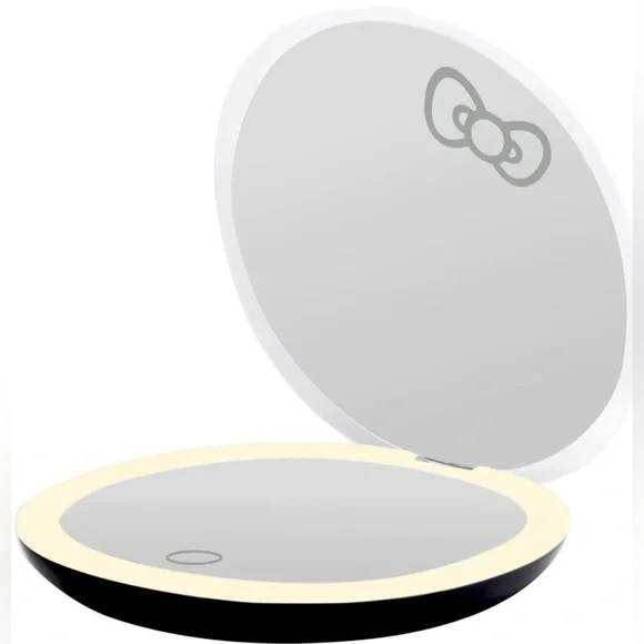 Impressions Vanity Hello Kitty Supercute Signature Print LED Compact Mirror - Picture 5 of 7